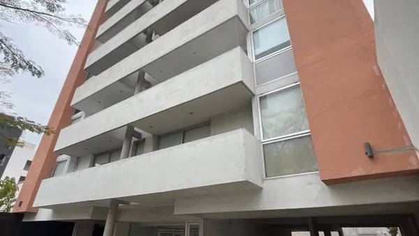 Departamento en PRESIDENTE PERON 2400