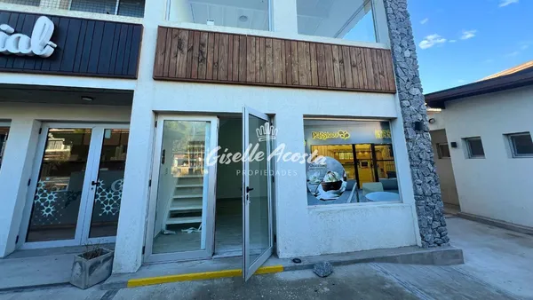 Local Comercial en Local 19