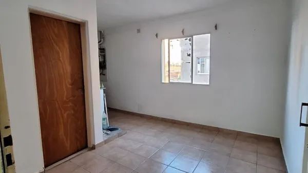 Departamento en marco avellaneda 400