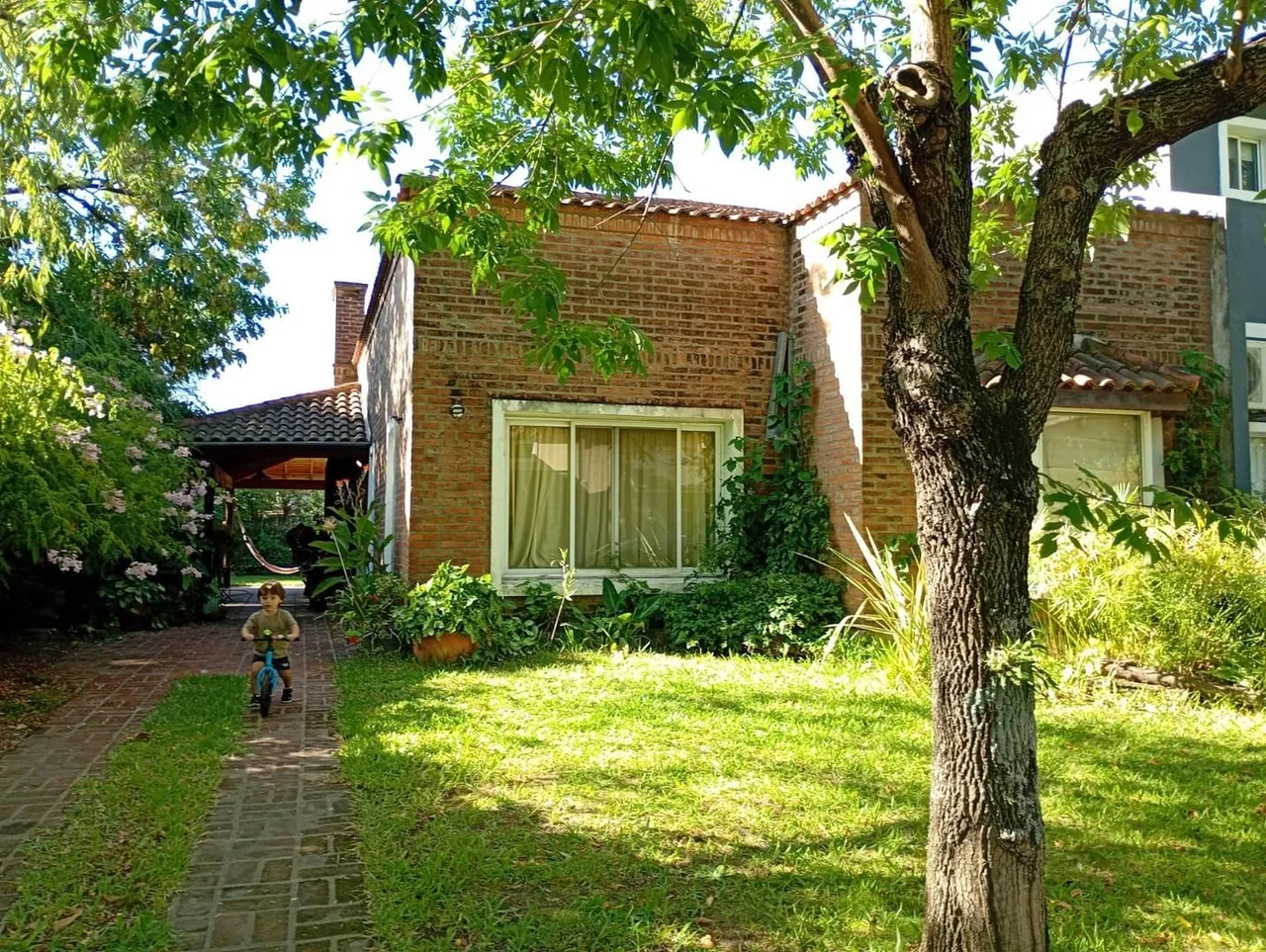 Casa en RICARDO CASTIGLI 1500