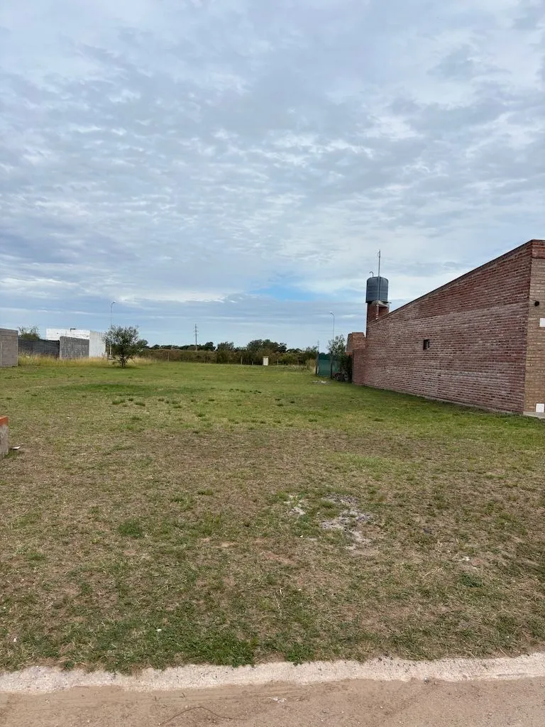 Lote en Garcia Silvia de 3000
