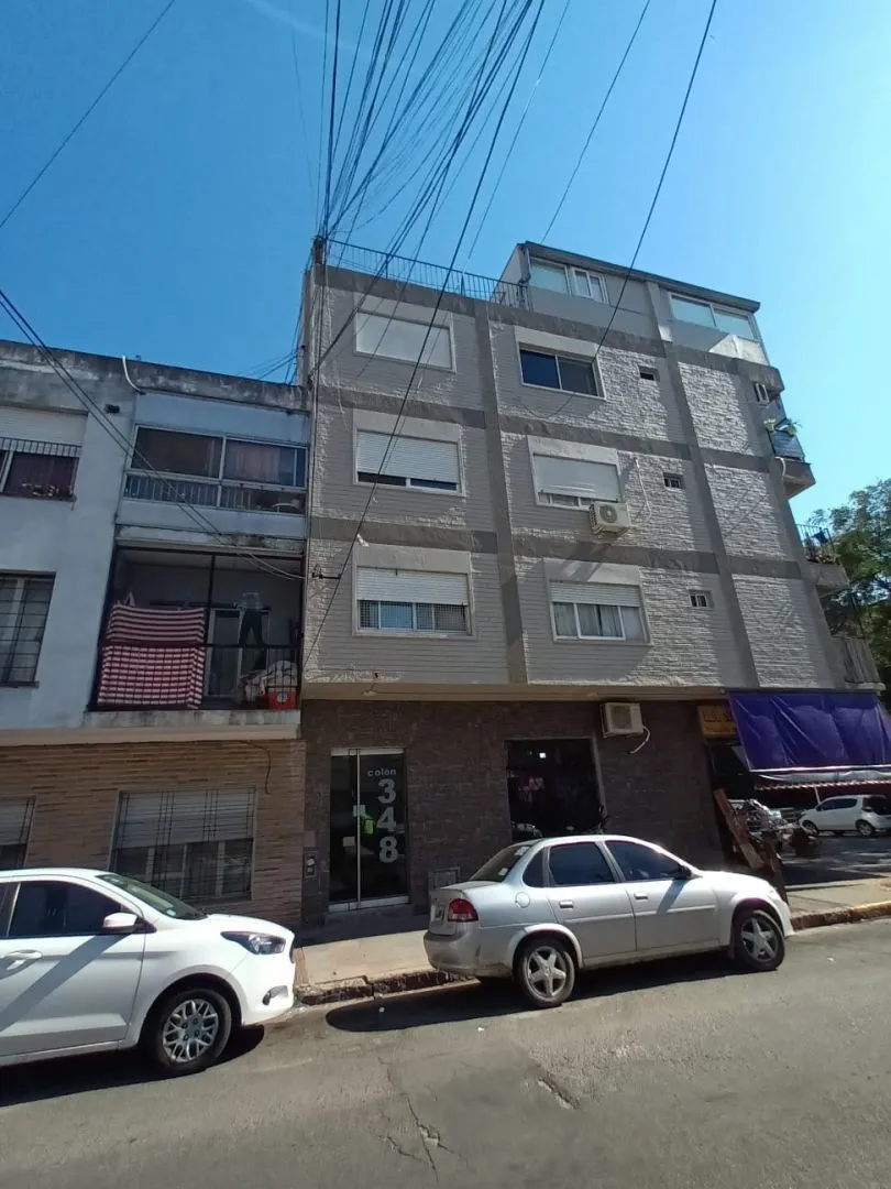 Departamento en Colon 300
