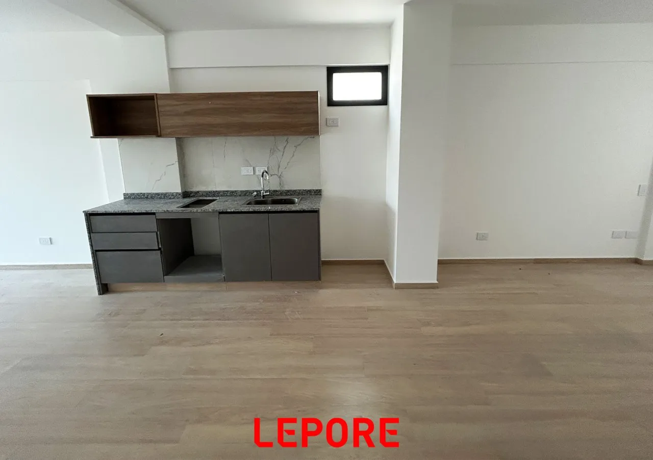 Departamento en AV. SCALABRINI O 300