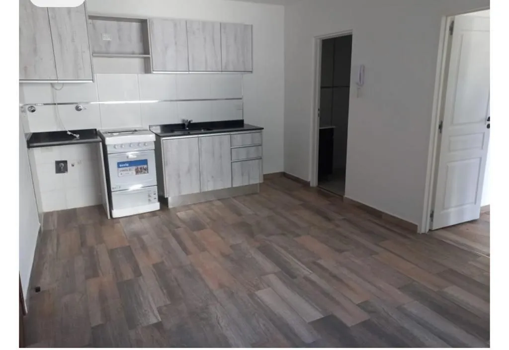 Departamento en Av. ARGENTINA 900
