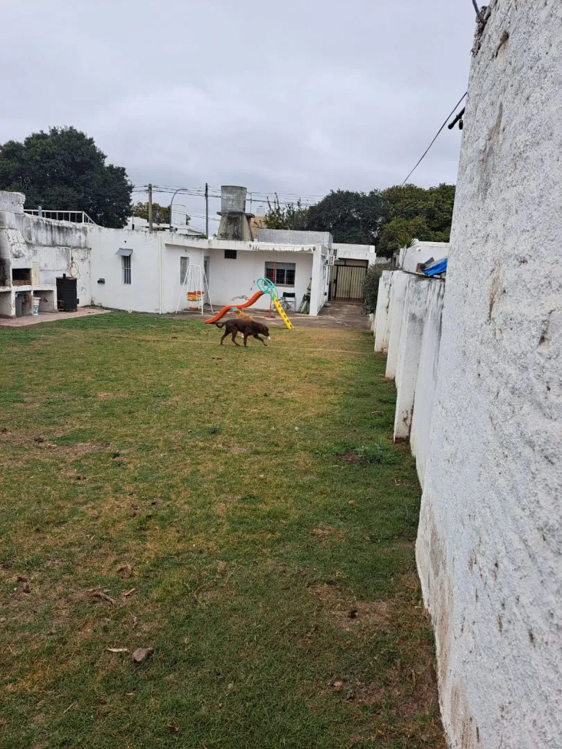 Casa en Emilio Baquero L 3100