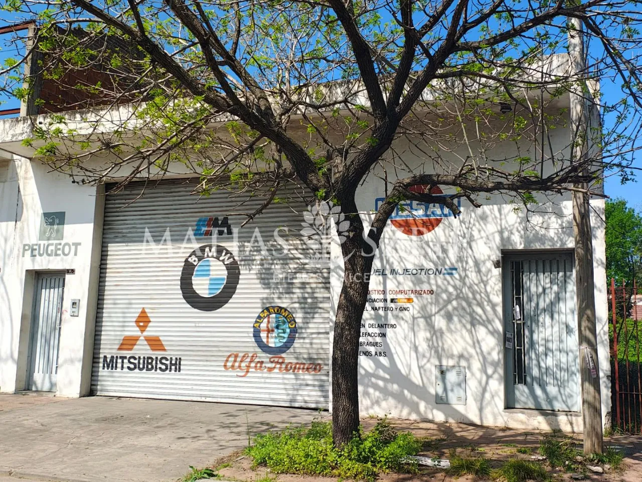 Local Comercial en Villa de Lujan 900