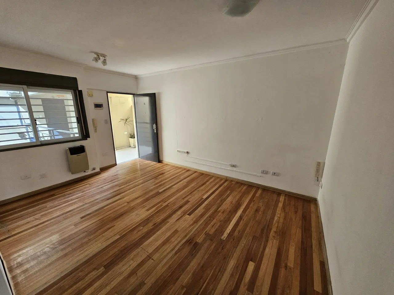 Departamento en YRIGOYEN, HIPOLI 100