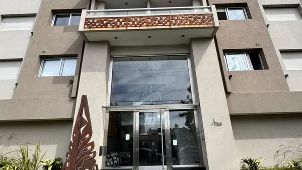 Departamento en Domingo Olivera 700