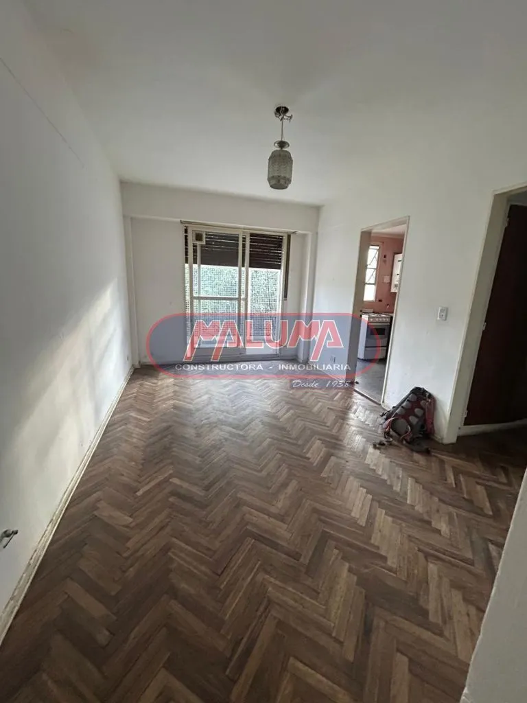 Departamento en Jose Leon Suarez 200