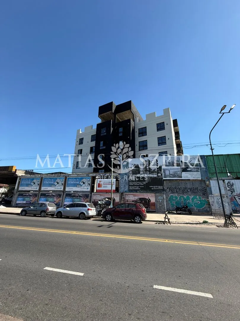 Departamento en AV RIVADAVIA 24900