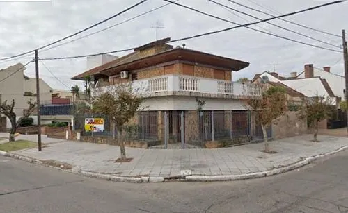 Casa en MANUELA PEDRAZA 1400