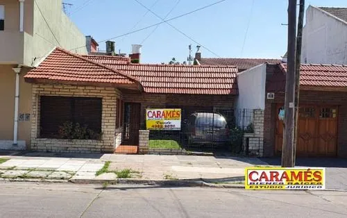Casa en MENDOZA 2600