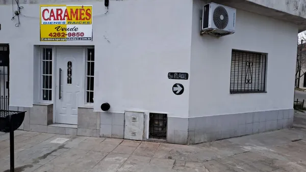 Casa en ESQUINA SANTIAGO 1300