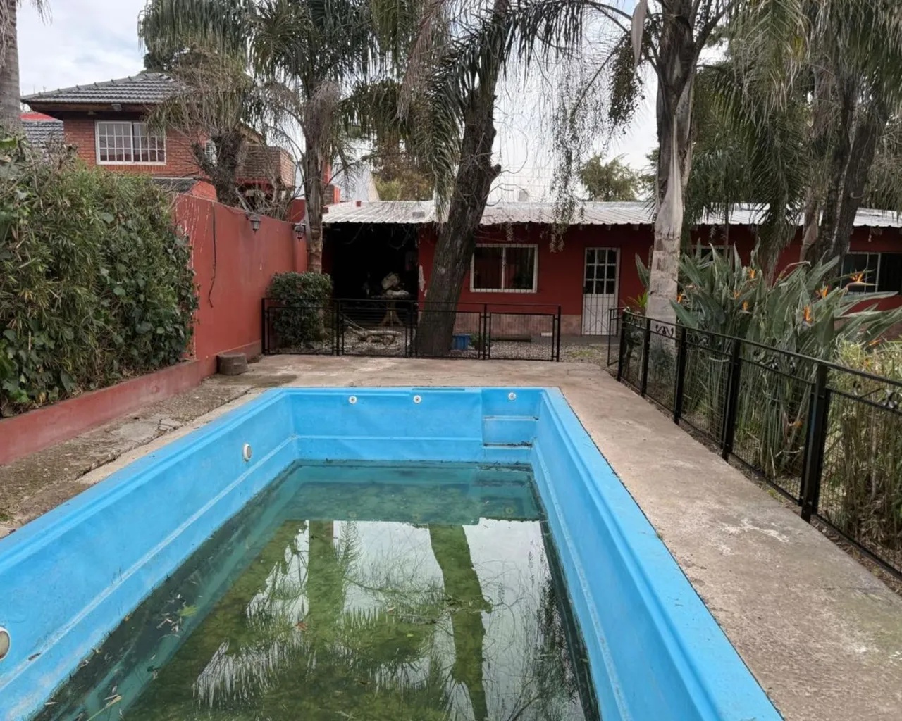 Casa en LORENZO CARO 4200