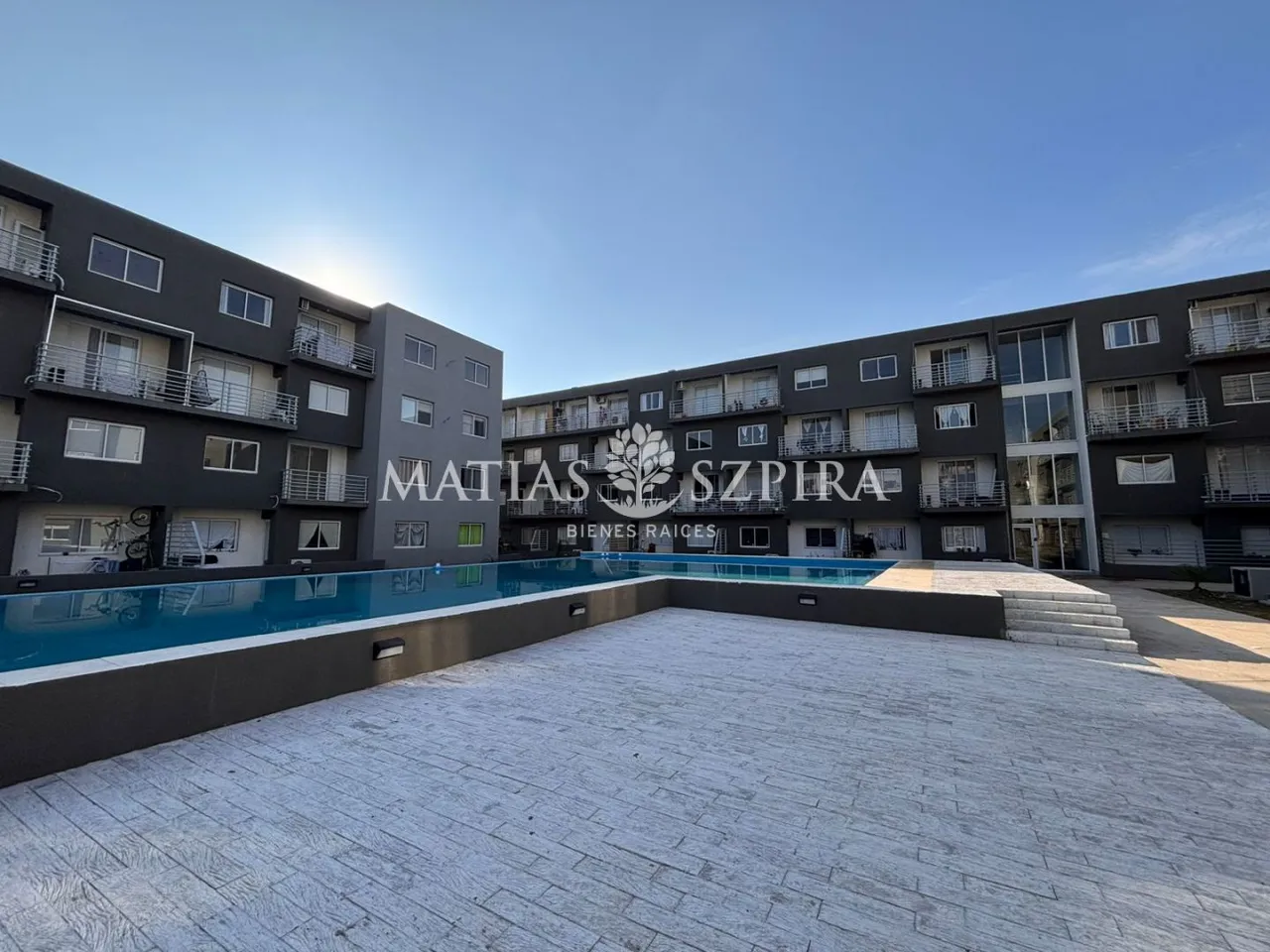 Departamento en Av. Miero 700