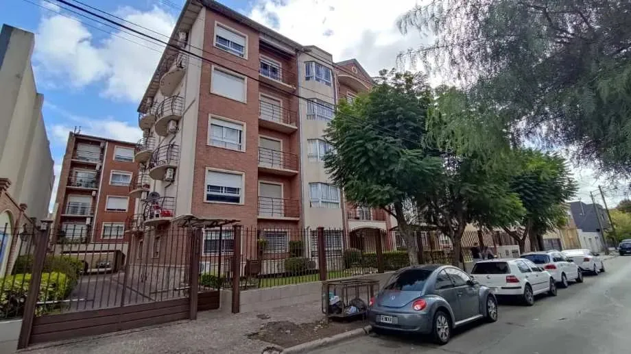 Departamento en LASCANO 300