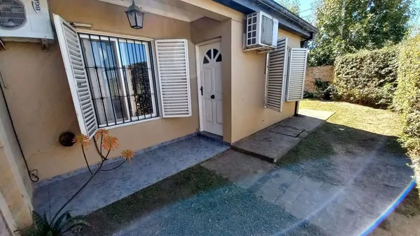 Casa en Champagnat 2000