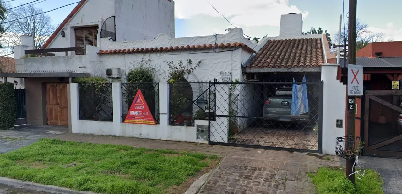 Casa en Ferré 1500