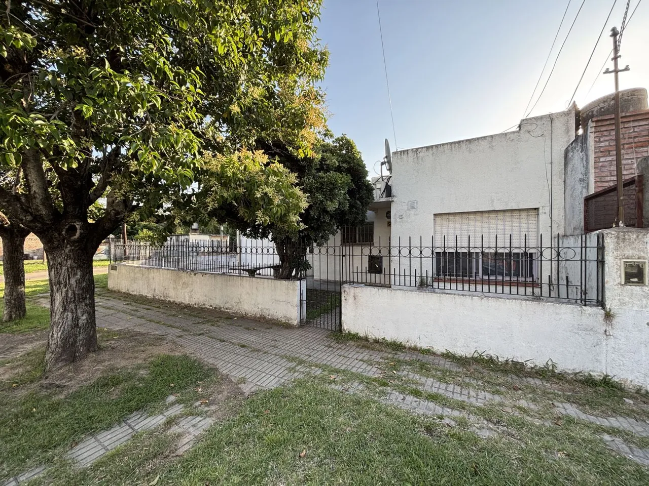 Casa en Thorne 1700
