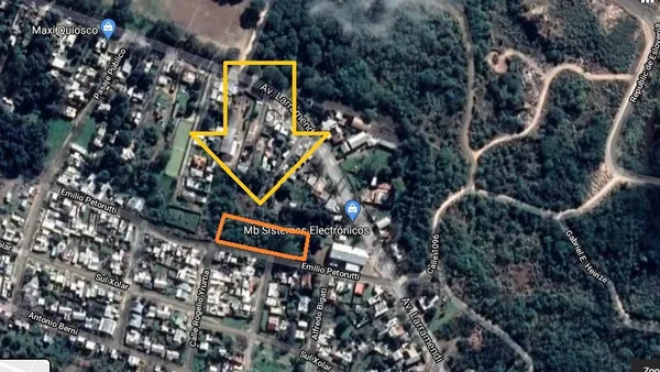 Lote en Av. Larramendi 2300