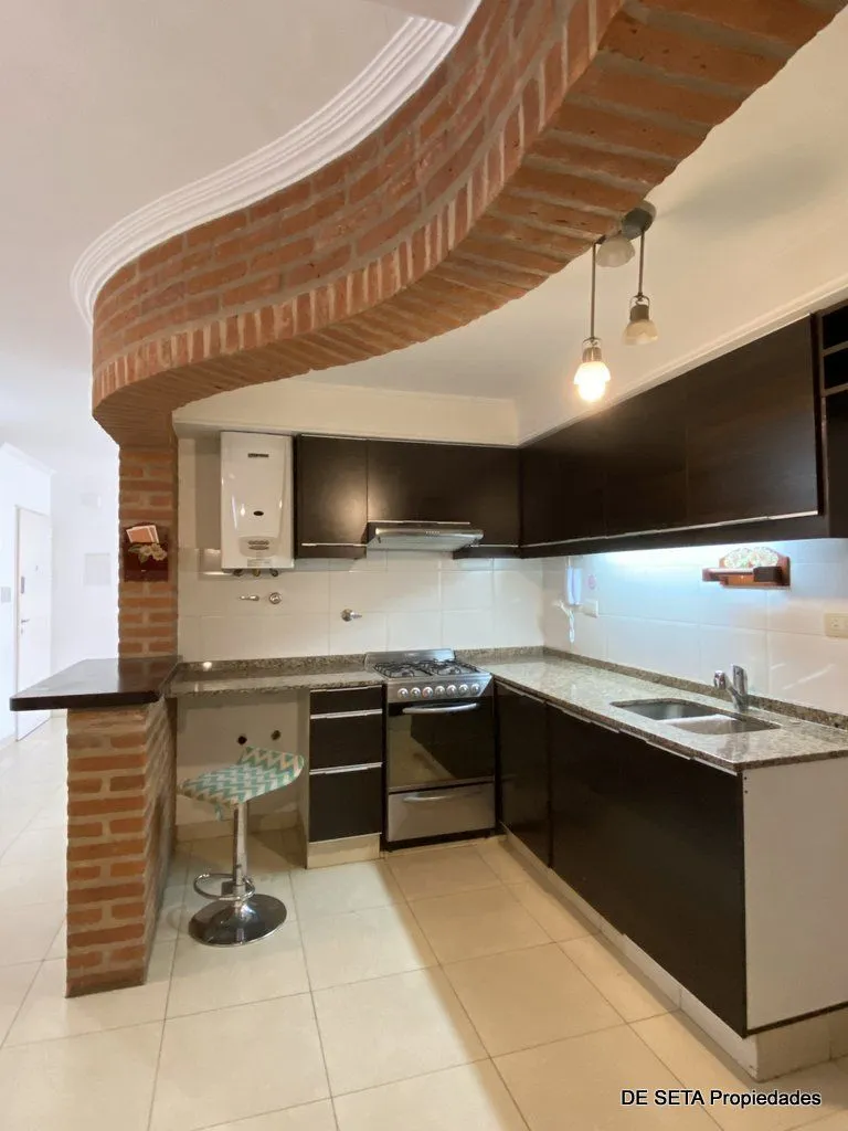 Departamento en Lisandro de la T 4600