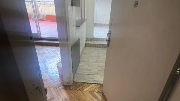 Departamento en Av. Entre RÃos 1000