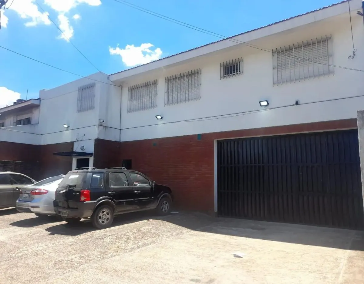 Galpon en BFA, Tucumán 25