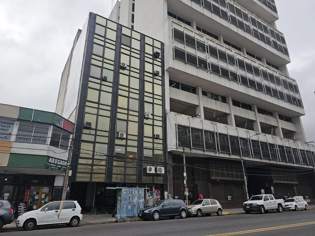 Oficina en AV (101) DR. RIC 1700