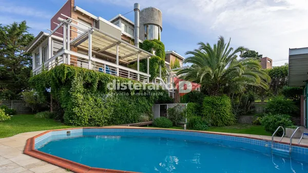 Casa en DE LA SIRENA 500