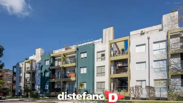 Departamento en RIVADAVIA 400