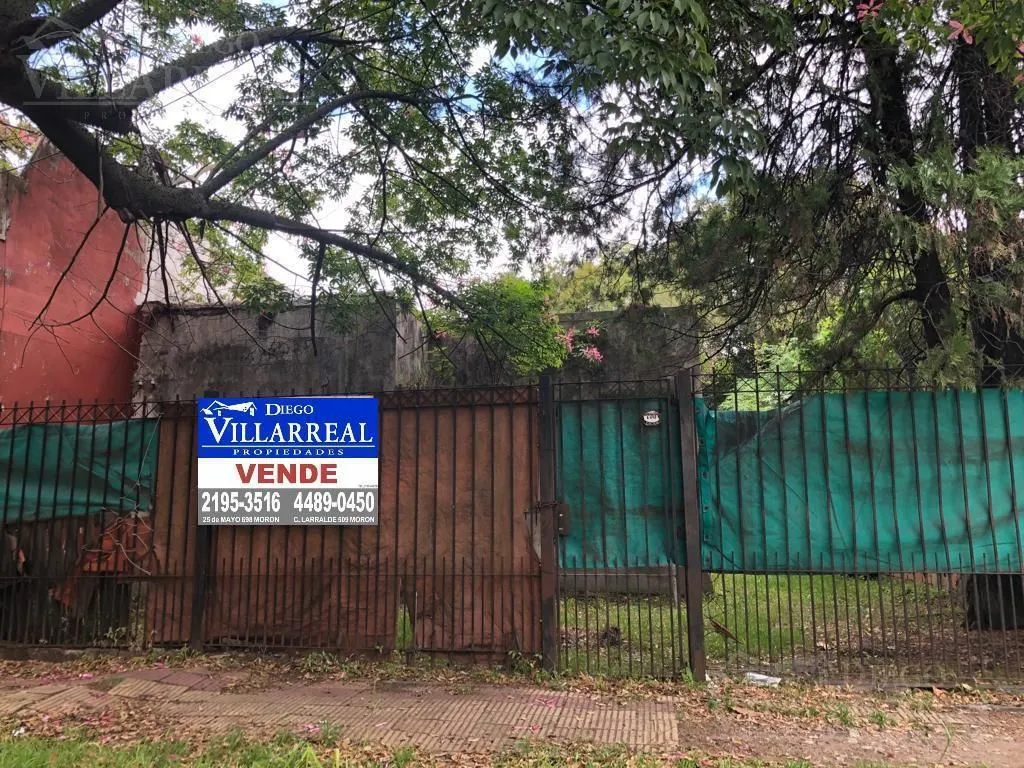 Lote en Colón 700