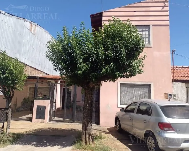 Casa en Adolfo Berro 2600