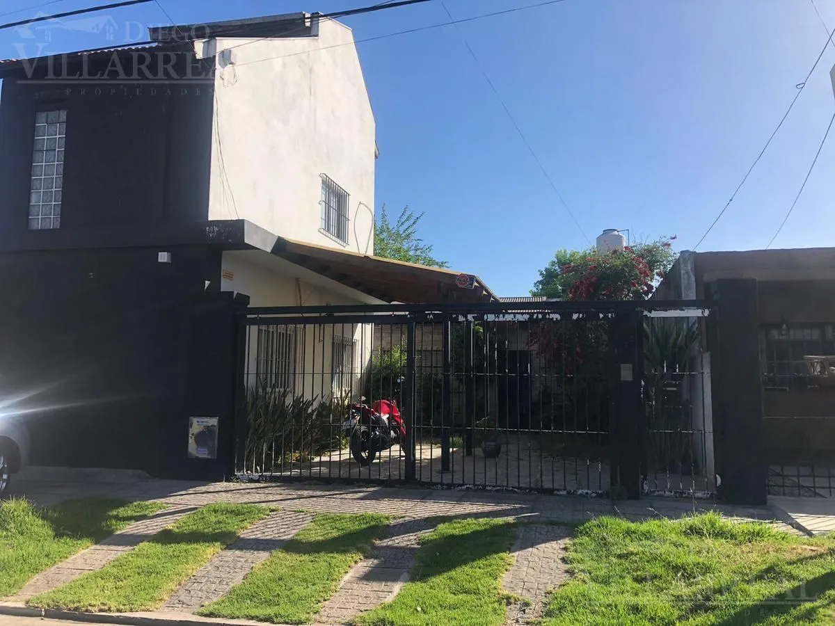 Casa en Fitz ROY 400