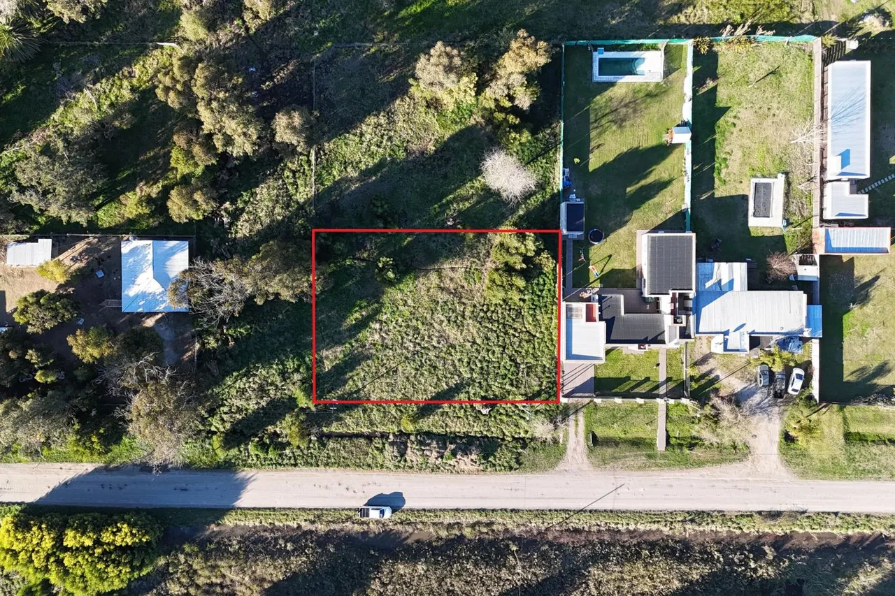Lote en 24 esquina 45