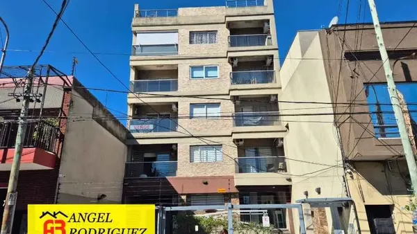 Departamento en San Martin, Gral 700