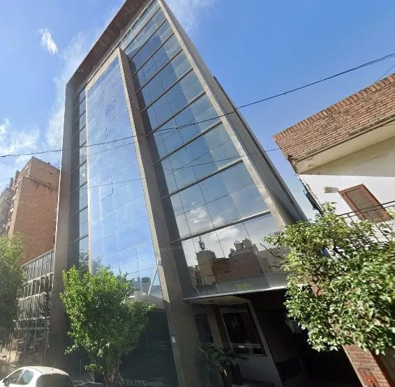Oficina en Lamadrid 300