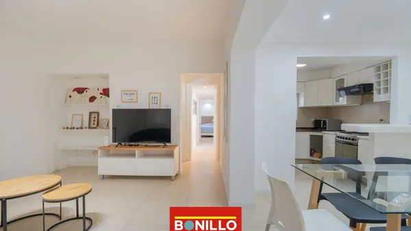 Casa en BUCARELLI 1400