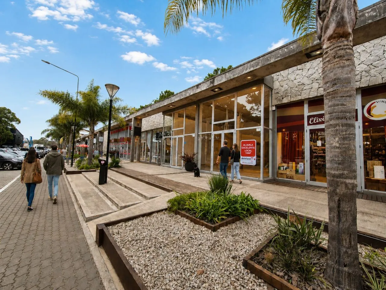 Local Comercial en CONSTITUCION 1500