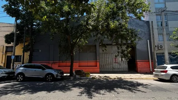 Local Comercial en Av. Juan B. Just 2400