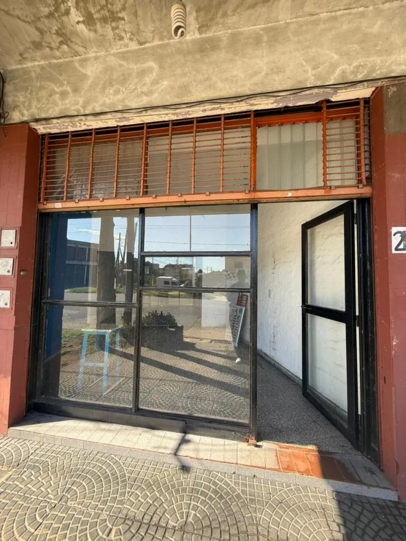 Local Comercial en MOSCONI, AV. 2400