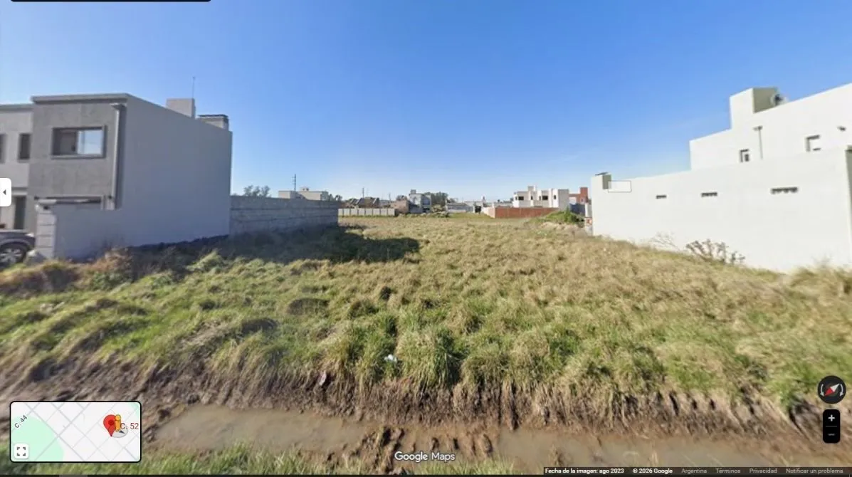 Lote en 52