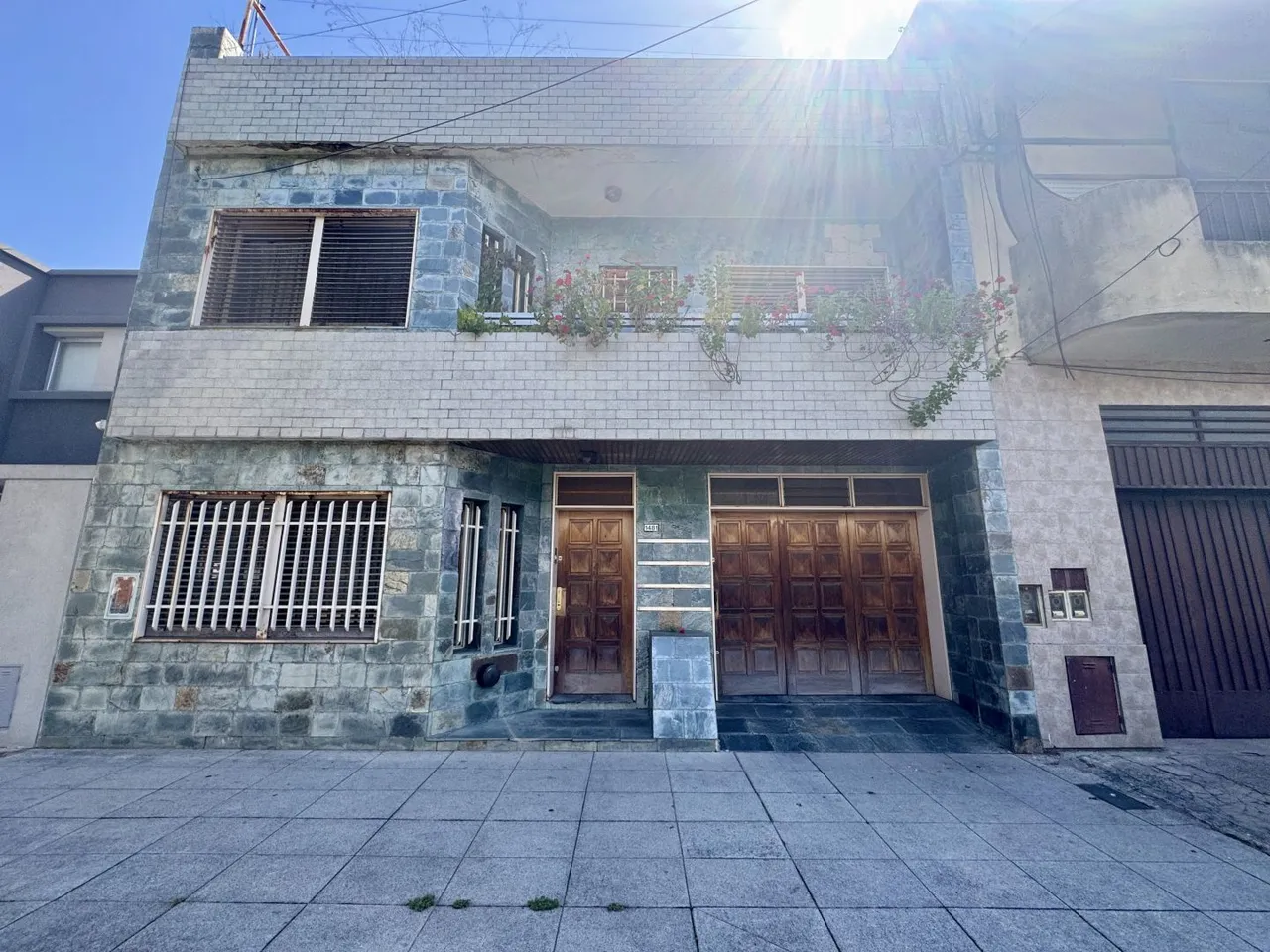 Casa en Rauch 1400