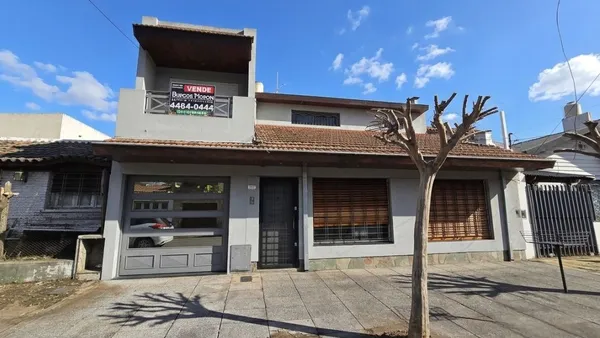 Casa en Castelli 600