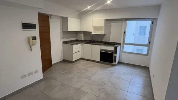 Departamento en SAN MARTIN 700