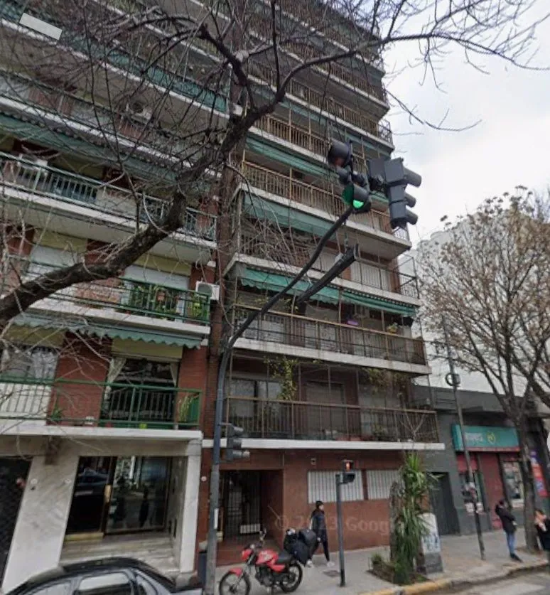 Departamento en AV LA PLATA 800