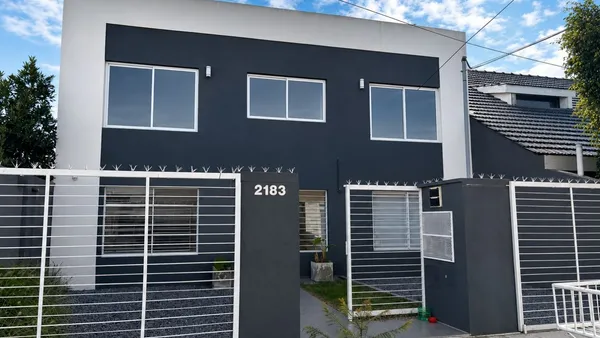 Departamento en Lainez Manuel 2100
