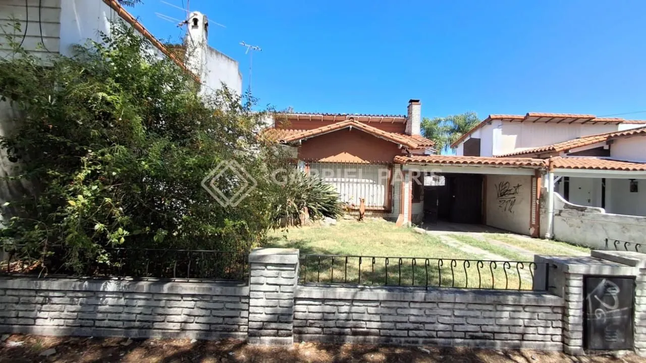 Casa en gobernador inoce 2700