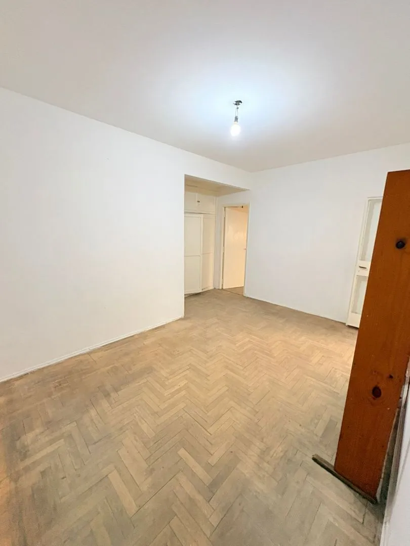 Departamento en CONDE 700