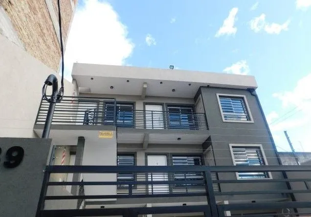 Departamento en ZAPIOLA 3000