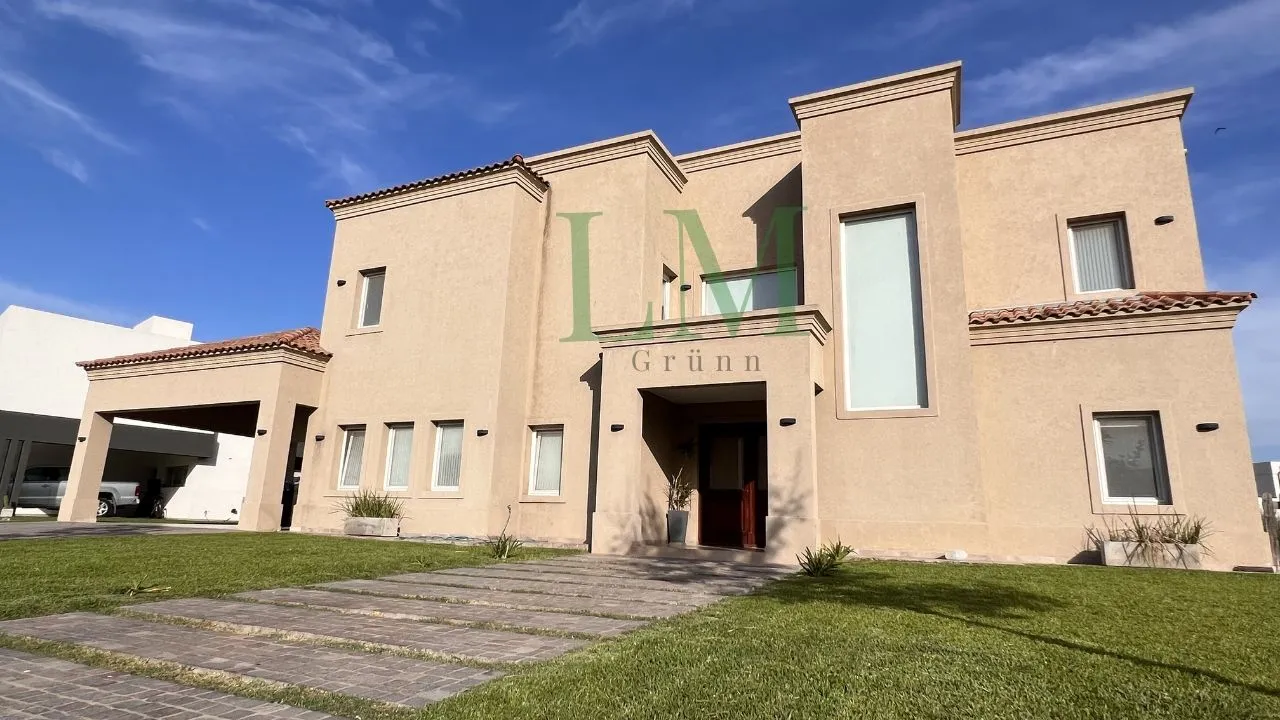 Casa en ACCESO OESTE km